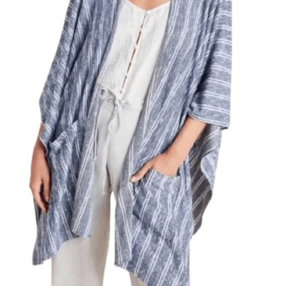 Anthropologie Saturday Sunday Barlia Blue striped Kimono One Size‎ Front Pockets
